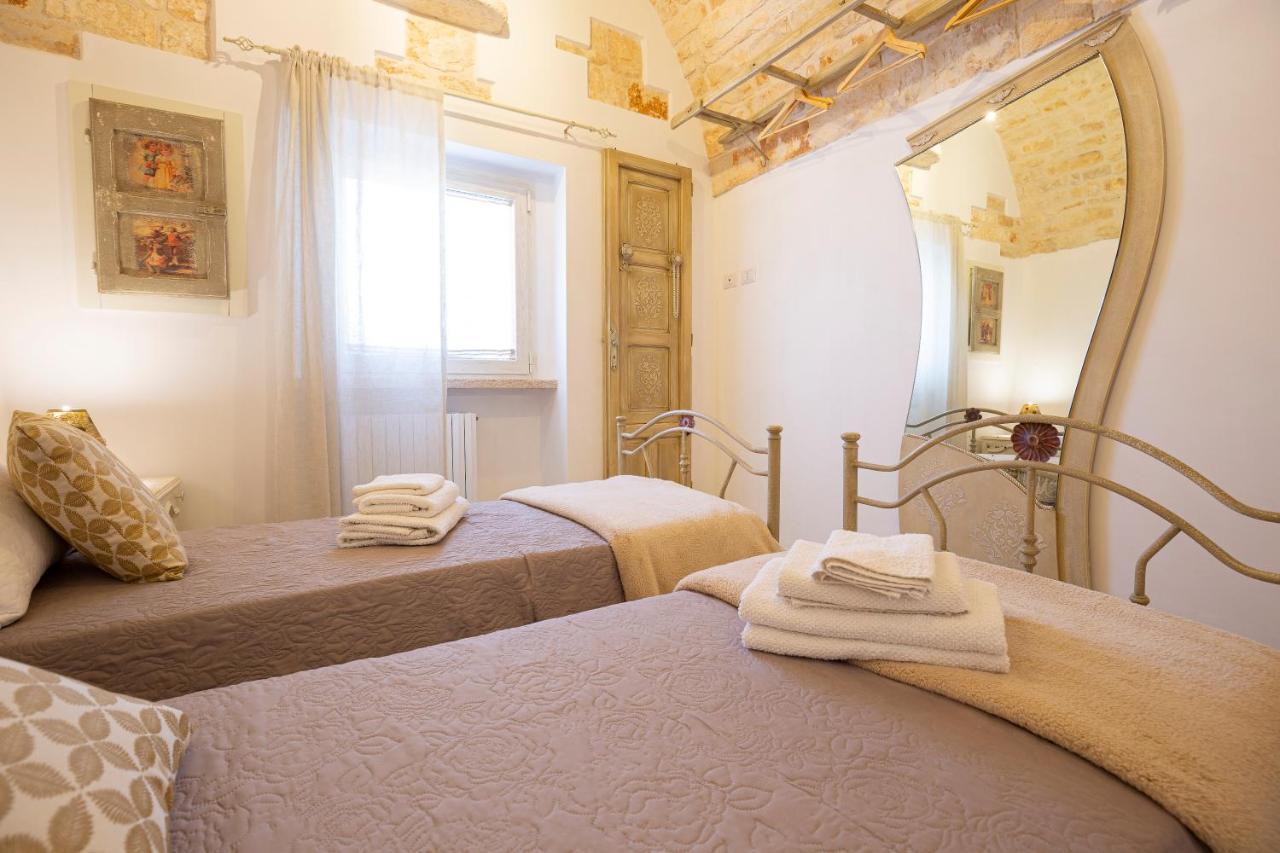 Trullo Arteanima Apartment Locorotondo Bagian luar foto