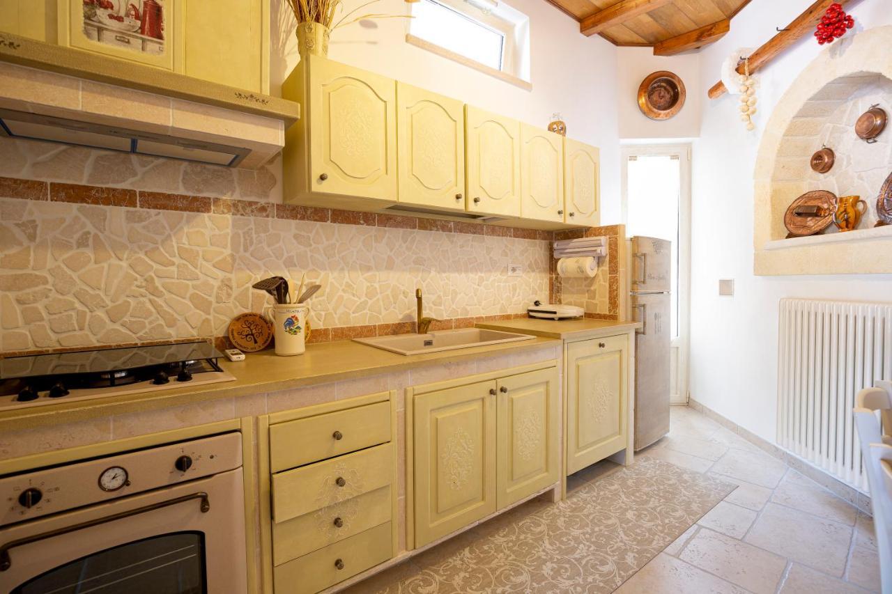 Trullo Arteanima Apartment Locorotondo Bagian luar foto